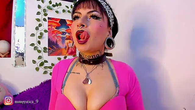 Snapshot of Rainnbow_ chatting on 02-04-26, 04:29 Rainnbow online show from 02-04-26, 04:29