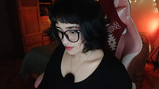 Snapshot of venus_666 chatting on 05-28-26, 10:29 venus 666 online show from 05-28-26, 10:29