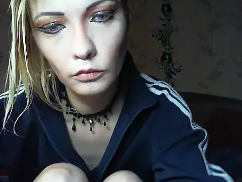 Snapshot of WildMissNiks chatting on 07-08-26, 07:13 WildMissNiks online show from 07-08-26, 07:13