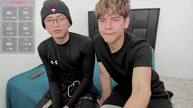 javieryalejandro online show from 11-05-25, 01:33