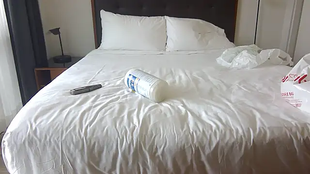 Snapshot of candidcandice chatting on 09-27-25, 10:26 candidcandice online show from 09-27-25, 10:26