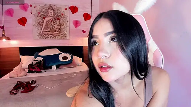 Snapshot of Mariana_sweetest chatting on 02-15-25, 04:34 Mariana sweetest online show from 02-15-25, 04:34