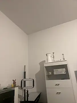 eleonoree online show from 04-03-26, 10:52