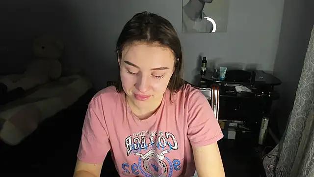 Snapshot of KindKristy chatting on 01-13-25, 11:19 KindKristy online show from 01-13-25, 11:19