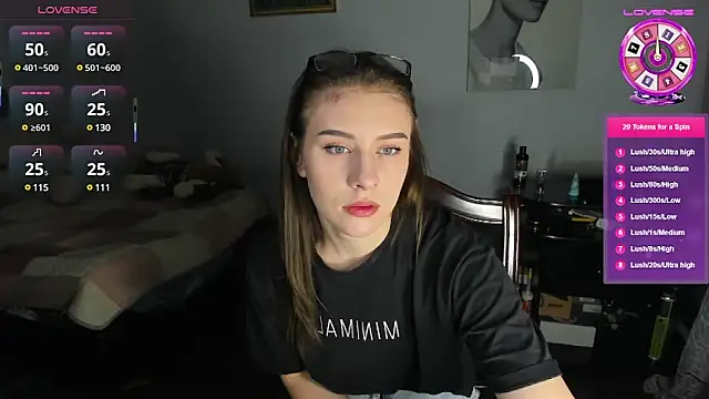 Snapshot of KindKristy chatting on 01-31-25, 05:30 KindKristy online show from 01-31-25, 05:30