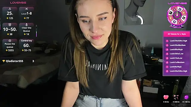 Snapshot of KindKristy chatting on 01-31-25, 08:32 KindKristy online show from 01-31-25, 08:32