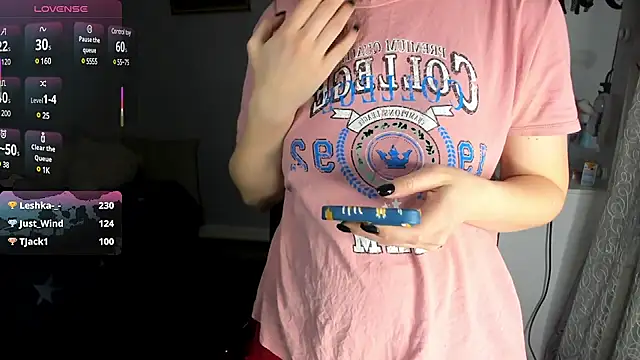 Snapshot of KindKristy chatting on 03-03-25, 05:31 KindKristy online show from 03-03-25, 05:31