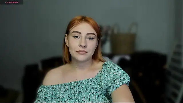 Snapshot of KindKristy chatting on 06-27-26, 05:01 KindKristy online show from 06-27-26, 05:01