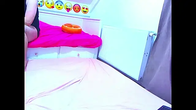 evehotty online show from 03-12-26, 08:04