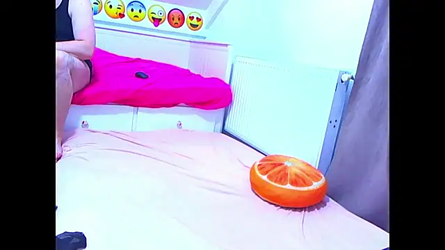 evehotty online show from 03-18-26, 08:01