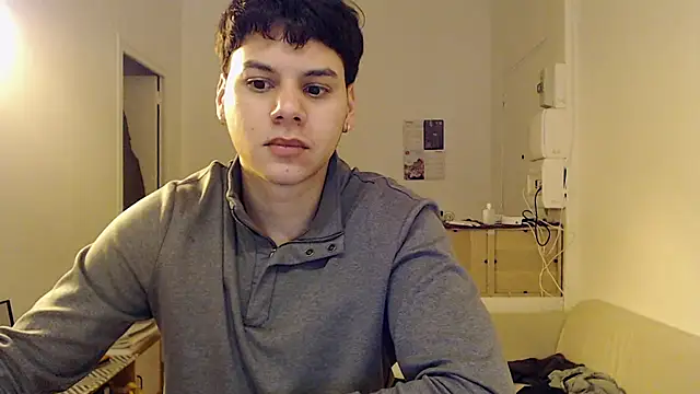 Snapshot of tomas_boy20 chatting on 02-02-26, 06:17 tomas boy20 online show from 02-02-26, 06:17