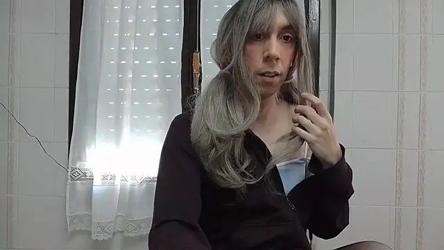 Snapshot of GetHornyHorny chatting on 02-07-26, 10:41 GetHornyHorny online show from 02-07-26, 10:41