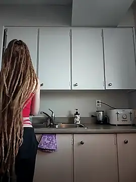 LucidLucy online show from 02-07-25, 01:32