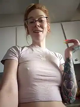 LucidLucy online show from 02-23-25, 02:14