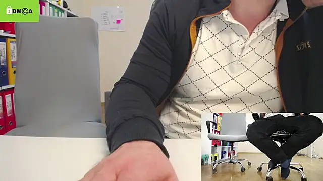 secret-office online show from 02-24-25, 09:10