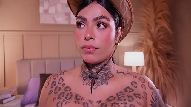 curvyliciousss online show from 04-09-26, 05:18