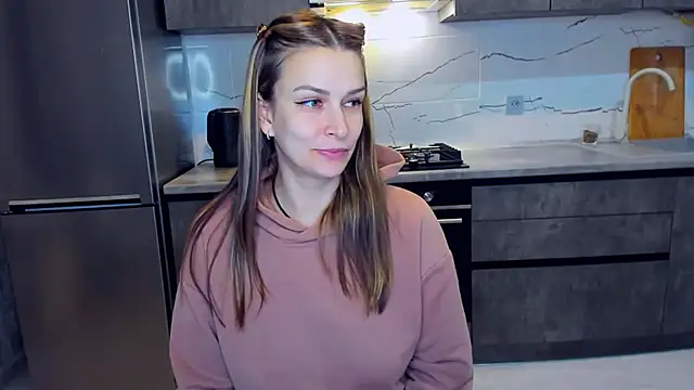 AlexiaDarren online show from 02-24-25, 11:41