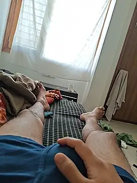 Snapshot of Hornylonda556 chatting on 02-14-26, 09:17 Hornylonda556 online show from 02-14-26, 09:17