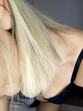 Snapshot of minikserce chatting on 12-04-24, 03:54 minikserce online show from 12-04-24, 03:54