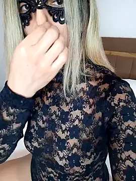 Snapshot of minikserce chatting on 02-05-25, 05:42 minikserce online show from 02-05-25, 05:42