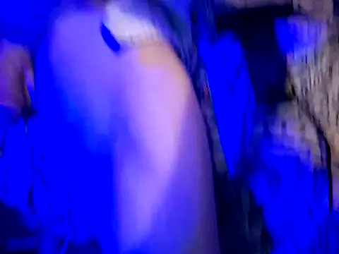 Snapshot of justinewe69 chatting on 09-24-25, 03:54 justinewe69 online show from 09-24-25, 03:54