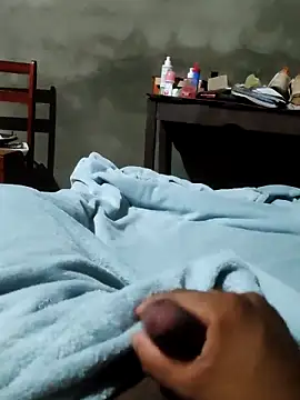 mineirinhosedutor2210 online show from 12-14-25, 04:51