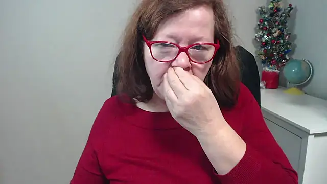 Adelewildx online show from 01-09-25, 04:41