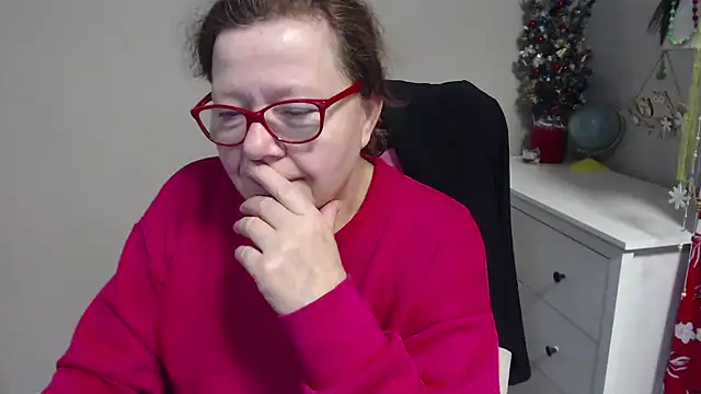 Adelewildx online show from 01-15-25, 04:25