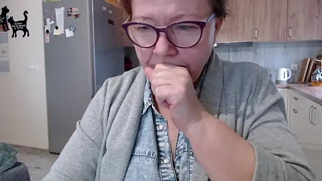 Adelewildx online show from 02-07-25, 10:29