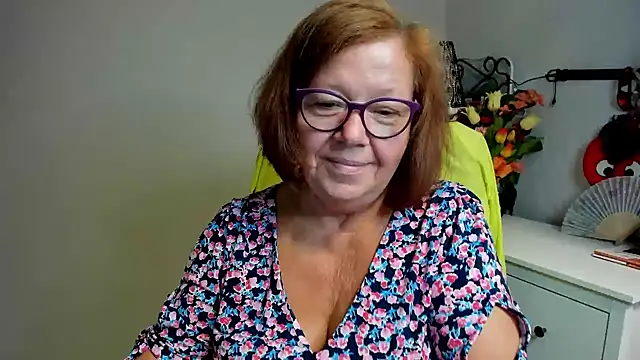 Snapshot of Adelewildx chatting on 07-02-26, 02:00 Adelewildx online show from 07-02-26, 02:00