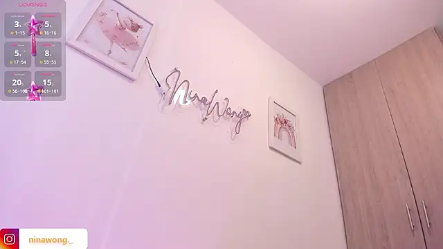 Snapshot of NinaWong chatting on 01-07-26, 03:14 NinaWong online show from 01-07-26, 03:14