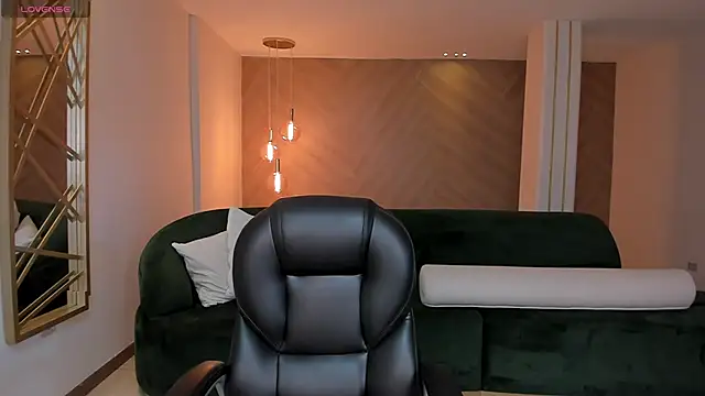 BrennaWalker online show from 02-15-25, 07:06