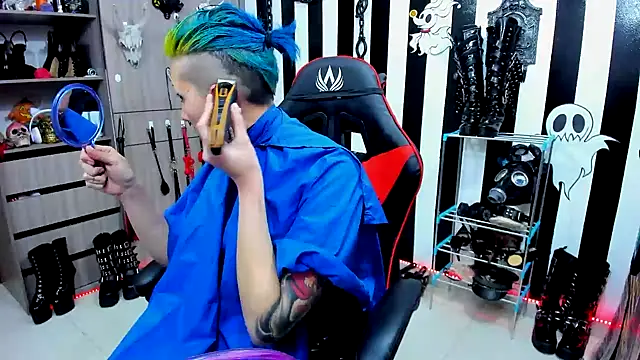 Snapshot of Mistress_Yelena chatting on 12-22-24, 11:20 Mistress Yelena online show from 12-22-24, 11:20