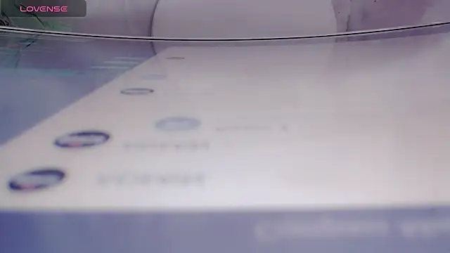 Snapshot of AnnieGOld_ chatting on 10-20-25, 07:14 AnnieGOld online show from 10-20-25, 07:14