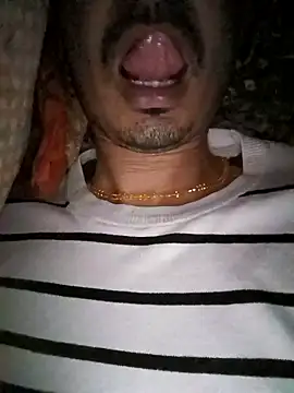 dreamtoungelick69 online show from 02-01-25, 07:13