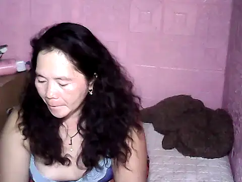 hotpusie 4u online show from 09-29-25, 05:07