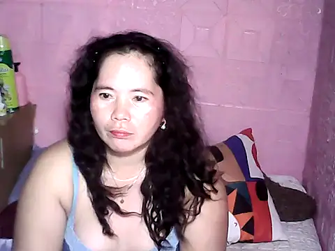 hotpusie 4u online show from 10-19-25, 02:07