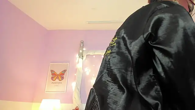 Snapshot of DakotaSexShow chatting on 01-31-25, 02:26 DakotaSexShow online show from 01-31-25, 02:26