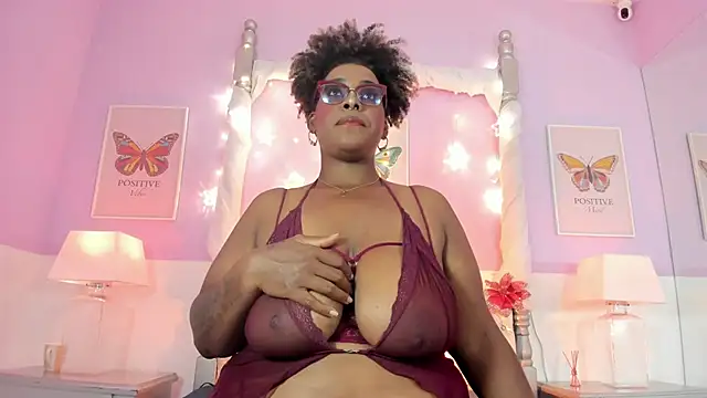 Snapshot of DakotaSexShow chatting on 02-28-25, 07:46 DakotaSexShow online show from 02-28-25, 07:46