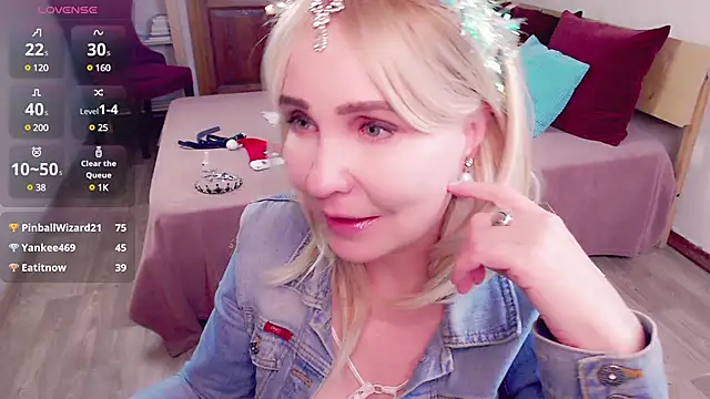 Snapshot of _unique_cam_ chatting on 12-14-24, 03:15 unique cam online show from 12-14-24, 03:15