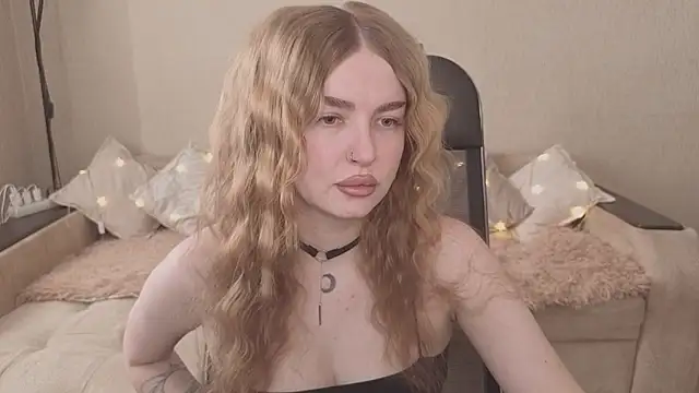 Snapshot of ViolettaLopez chatting on 02-05-26, 10:09 ViolettaLopez online show from 02-05-26, 10:09