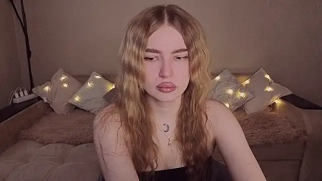 ViolettaLopez online show from 04-22-26, 02:51