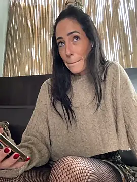 Snapshot of SweeetAlegra chatting on 01-07-25, 02:30 SweeetAlegra online show from 01-07-25, 02:30