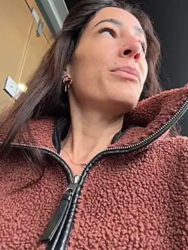 Snapshot of SweeetAlegra chatting on 02-15-25, 10:33 SweeetAlegra online show from 02-15-25, 10:33