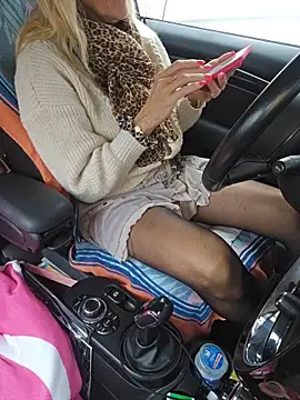 Snapshot of Nathotsexy1 chatting on 03-05-26, 08:43 Nathotsexy1 online show from 03-05-26, 08:43