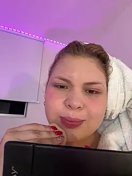 Snapshot of AshlyRouse chatting on 03-21-25, 01:24 AshlyRouse online show from 03-21-25, 01:24