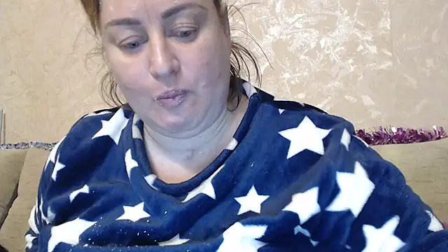 Amy August online show from 12-15-25, 03:00