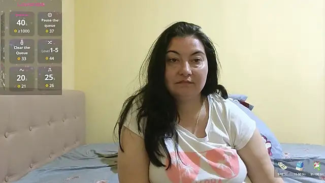 Snapshot of BBW_MILF_4U chatting on 03-01-25, 02:34 BBW MILF 4U online show from 03-01-25, 02:34