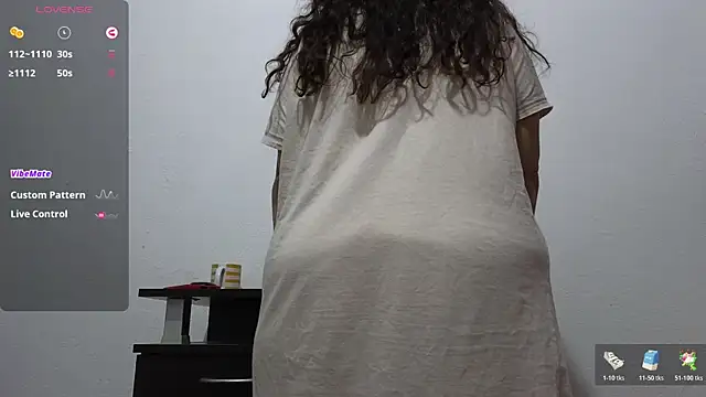 Snapshot of BBW_MILF_4U chatting on 11-25-25, 08:58 BBW MILF 4U online show from 11-25-25, 08:58