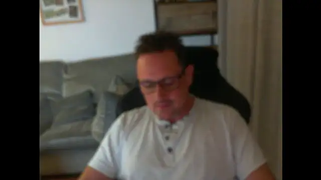 Snapshot of ZebedeePirate chatting on 03-19-25, 10:20 ZebedeePirate online show from 03-19-25, 10:20